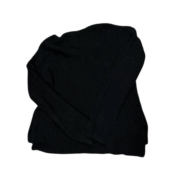 Forever 21 Black V-Neck Knit Sweater - Picture 2 of 3